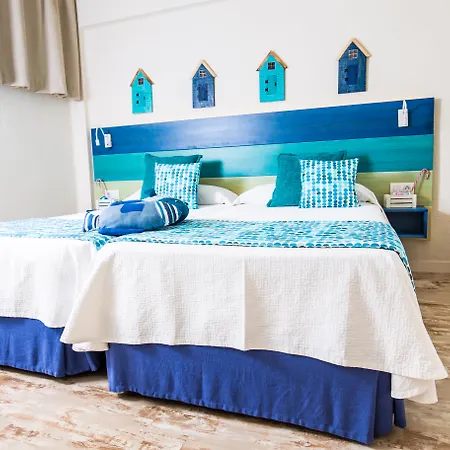 ホテル Hovima La Pinta Beachfront Family 4*