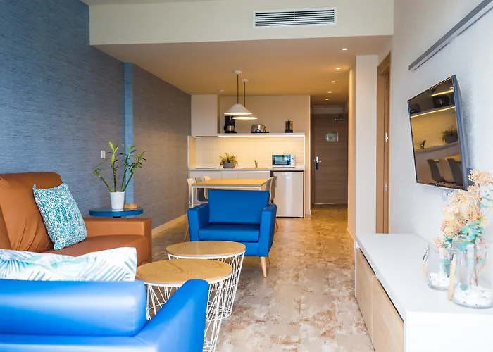 Hovima La Pinta Beachfront Family 호텔 아데제