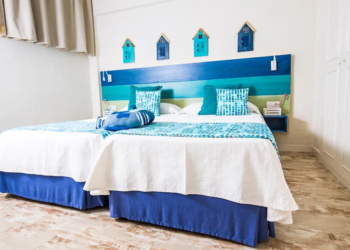 호텔 Hovima La Pinta Beachfront Family 4*