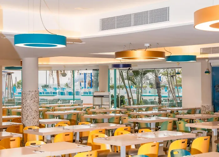 Hovima La Pinta Beachfront Family מלון 4*