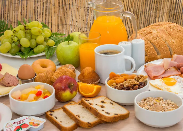 Hovima La Pinta Beachfront Family 아데제