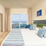 Hovima La Pinta Beachfront Family