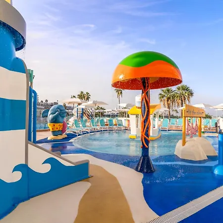 Hovima La Pinta Beachfront Family Hotel