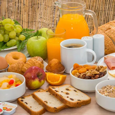 Hovima La Pinta Beachfront Family أذيخي