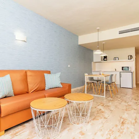 Hovima La Pinta Beachfront Family فندق أذيخي