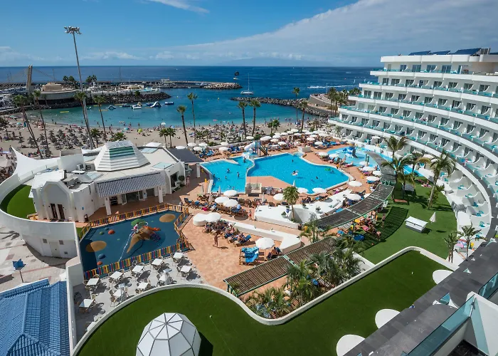 מלון Hovima La Pinta Beachfront Family