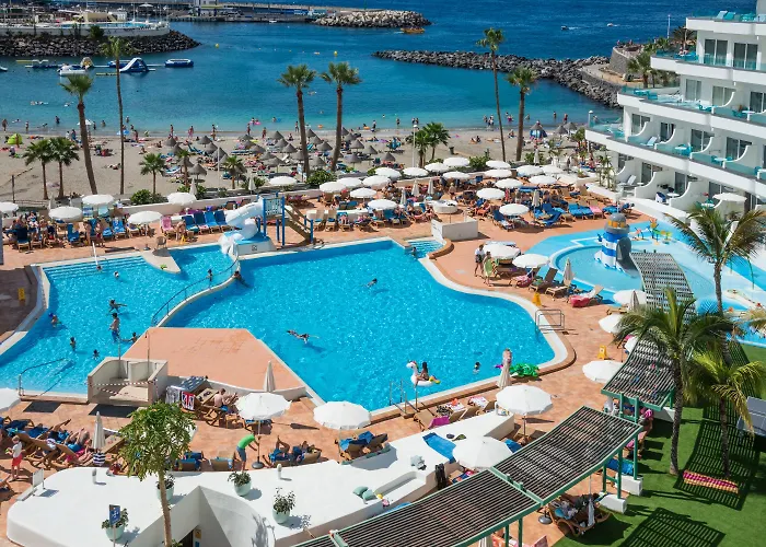 מלון Hovima La Pinta Beachfront Family