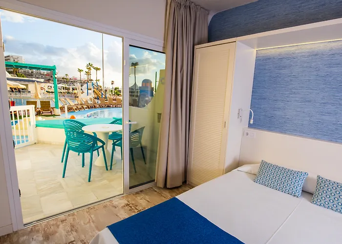 מלון Hovima La Pinta Beachfront Family