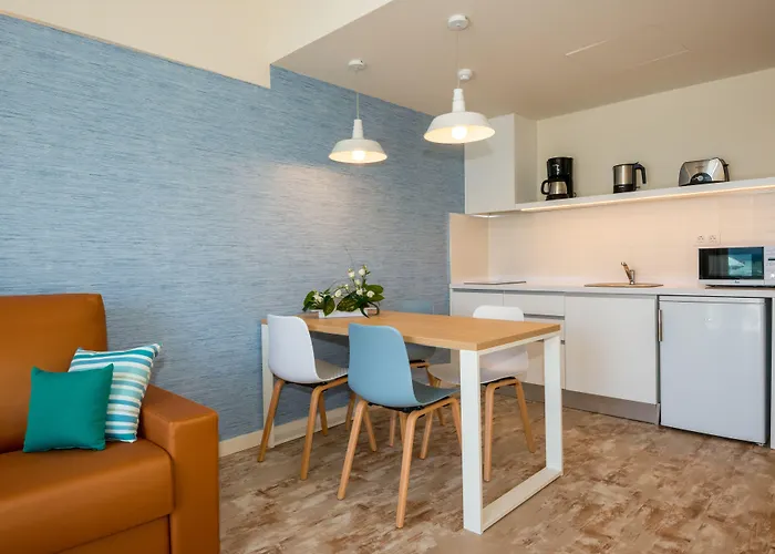 Hovima La Pinta Beachfront Family אדחה