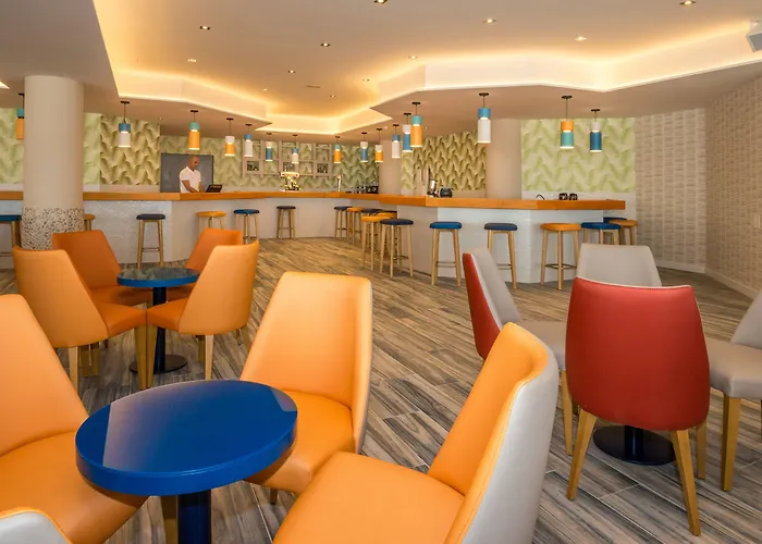 Hovima La Pinta Beachfront Family Szálloda Costa Adeje (Tenerife)