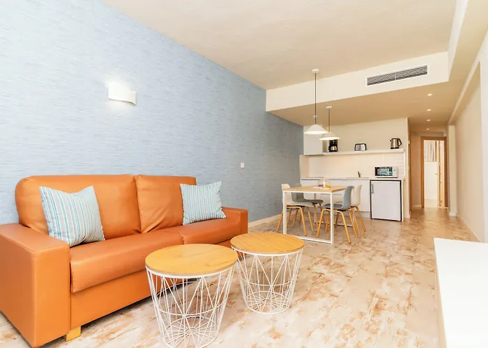 Hovima La Pinta Beachfront Family מלון אדחה