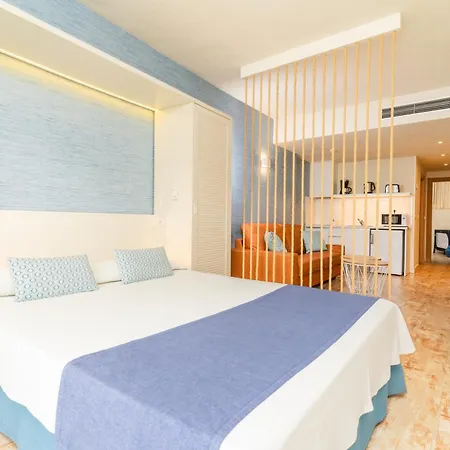 Hovima La Pinta Beachfront Family 4* アデヘ